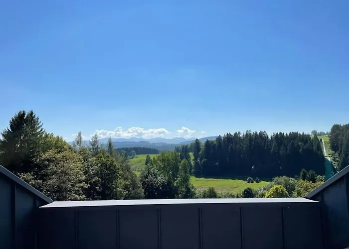 Traumhafter Bergblick Im Allgaeuer Luftkurort